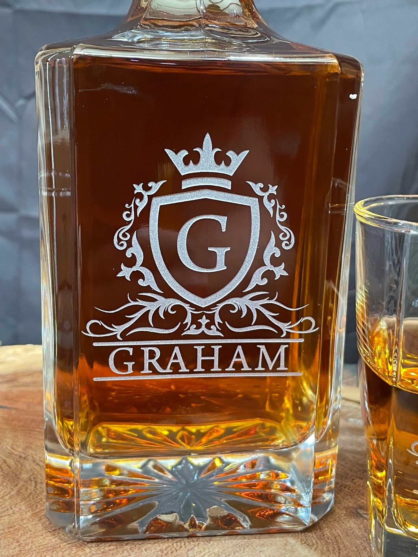 Monogrammed Whiskey Decanter Set β Custom Engraved Bourbon Glass Gift for Him, Groomsmen, or Home Bar