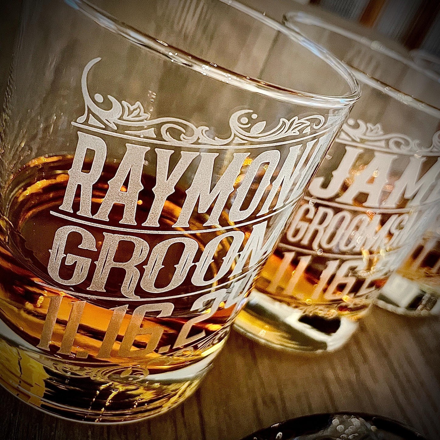 Custom Groomsmen Whiskey Glasses / Engraved Wedding Glasses / Groomsman Gift / Best Man Bourbon Glasses / Grooms Gifts/ Valentine's Day Gift / Valentine's Day Gift