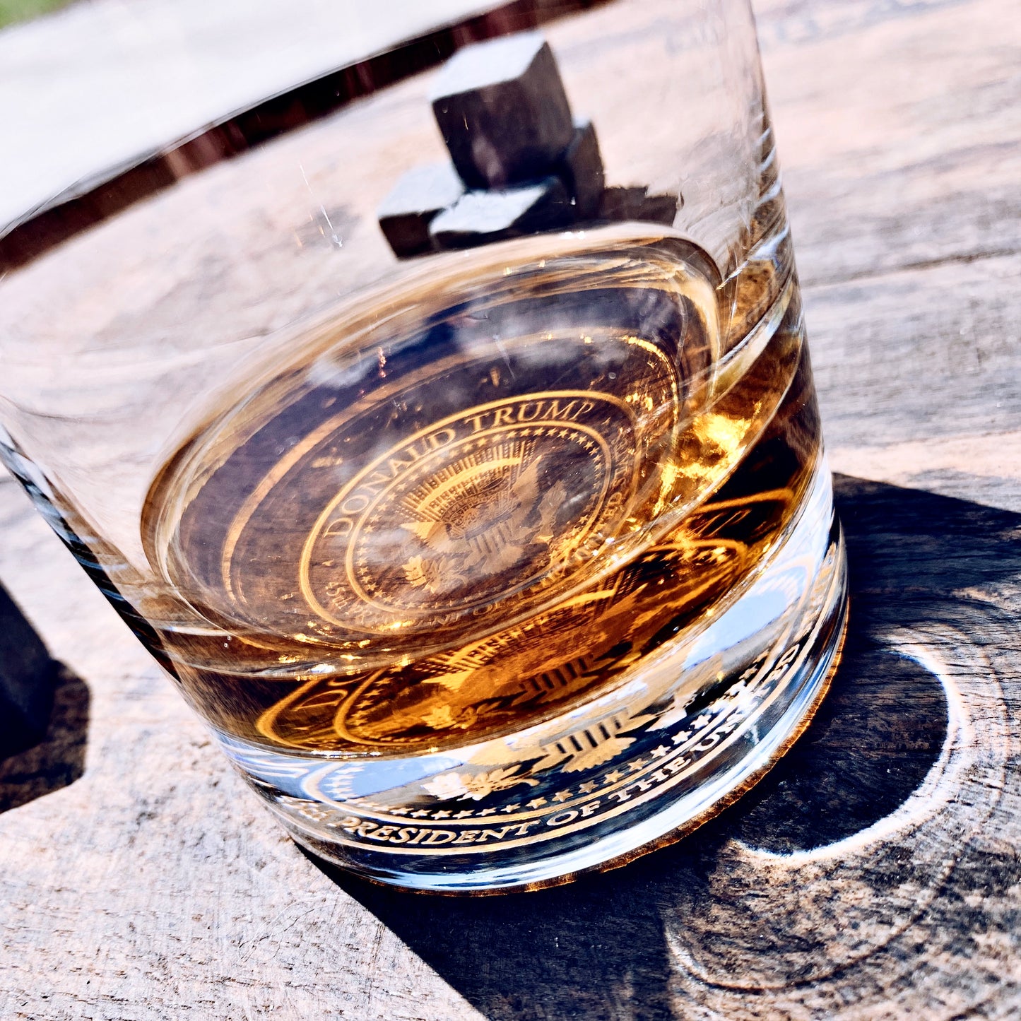 Donald Trump Presidential Seal Whiskey Glasses / Father's Day Gift / Valentine's Day Gift