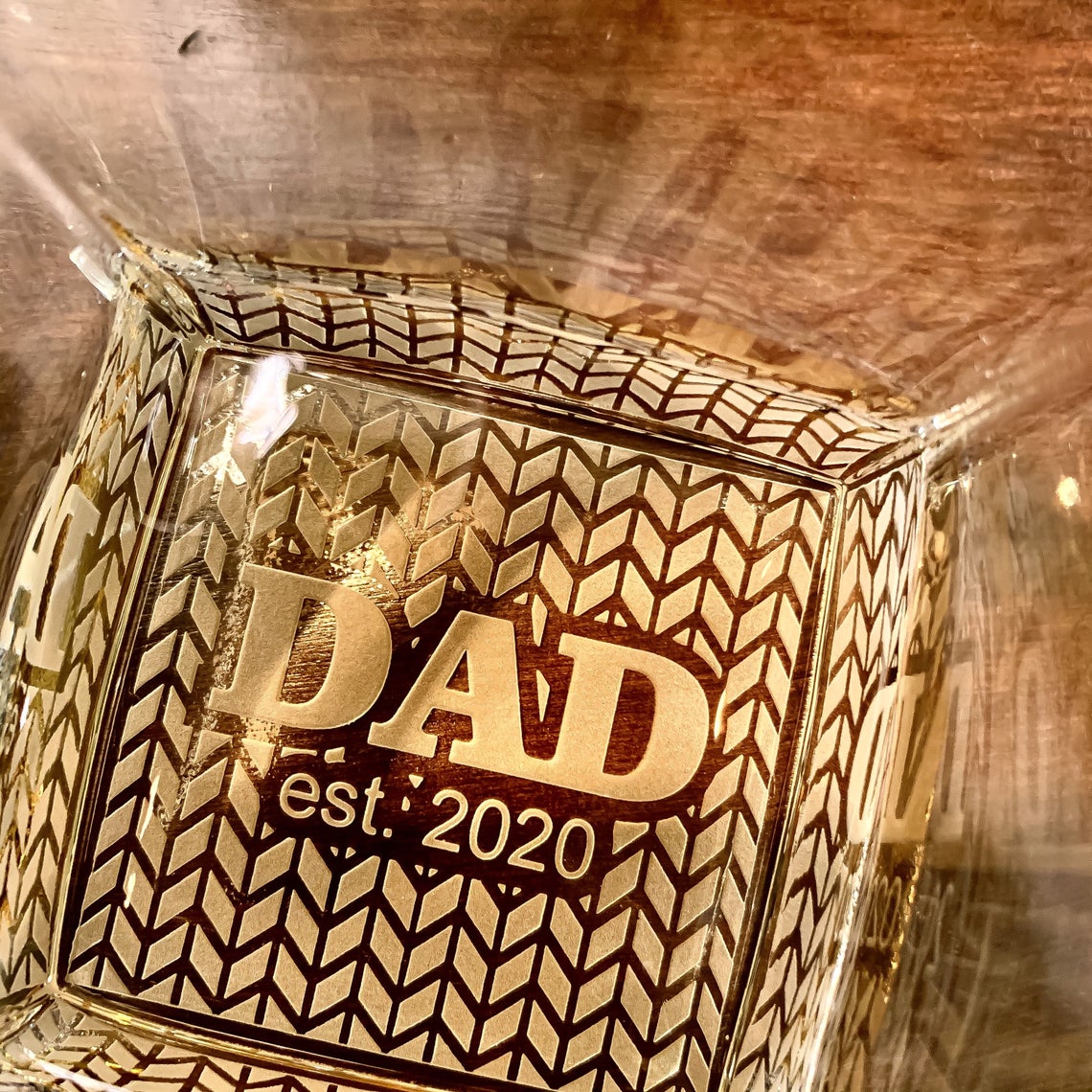 DAD EST. Date Whiskey Glass / Old Fashioned Whiskey Bourbon or Scotch (Tread Bottom Design) / Father's Day Gift / Valentine's Day Gift