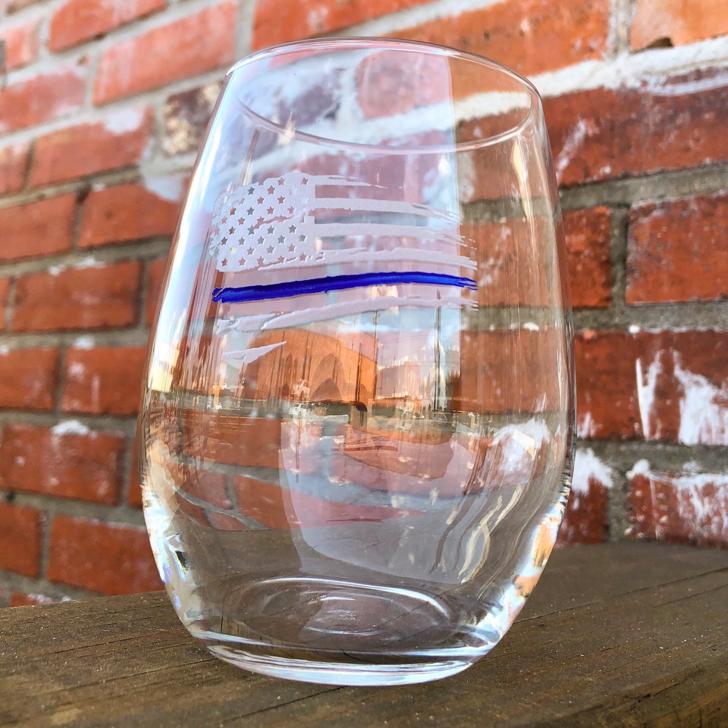 Engraved Stemless Wine Glass - Distressed American Flag Thin Blue Line / Father's Day Gift / Valentine's Day Gift