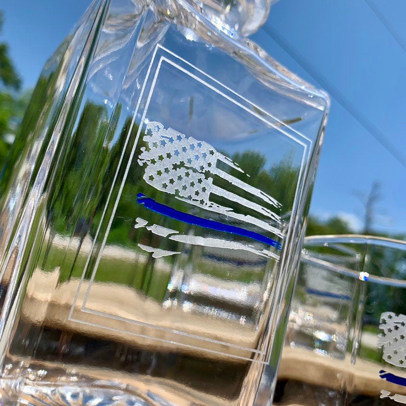 Thin Blue Line Distressed Flag Engraved Whiskey Decanter or Decanter Set (Can be Personalized)    / Father's Day Gift / Valentine's Day Gift