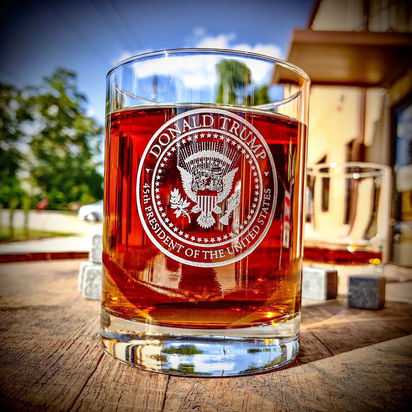 Donald Trump Presidential Seal Whiskey Glasses / Father's Day Gift / Valentine's Day Gift