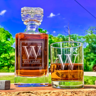 Engraved Personalized Whiskey Decanter or Decanter Set    / Father's Day Gift