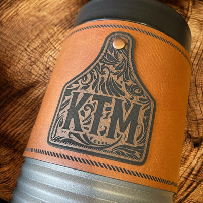 Western Can Cooler – Insulated Stainless Steel with Engraved Cattle Tag & Leatherette Wrap – Rustic Ranch Gift – Monogrammed Can Holder