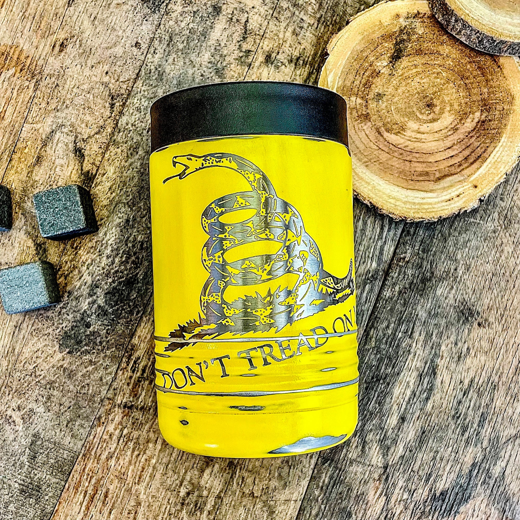 Don't Tread On Me Distressed Can Koozie - Lone Star Etch
