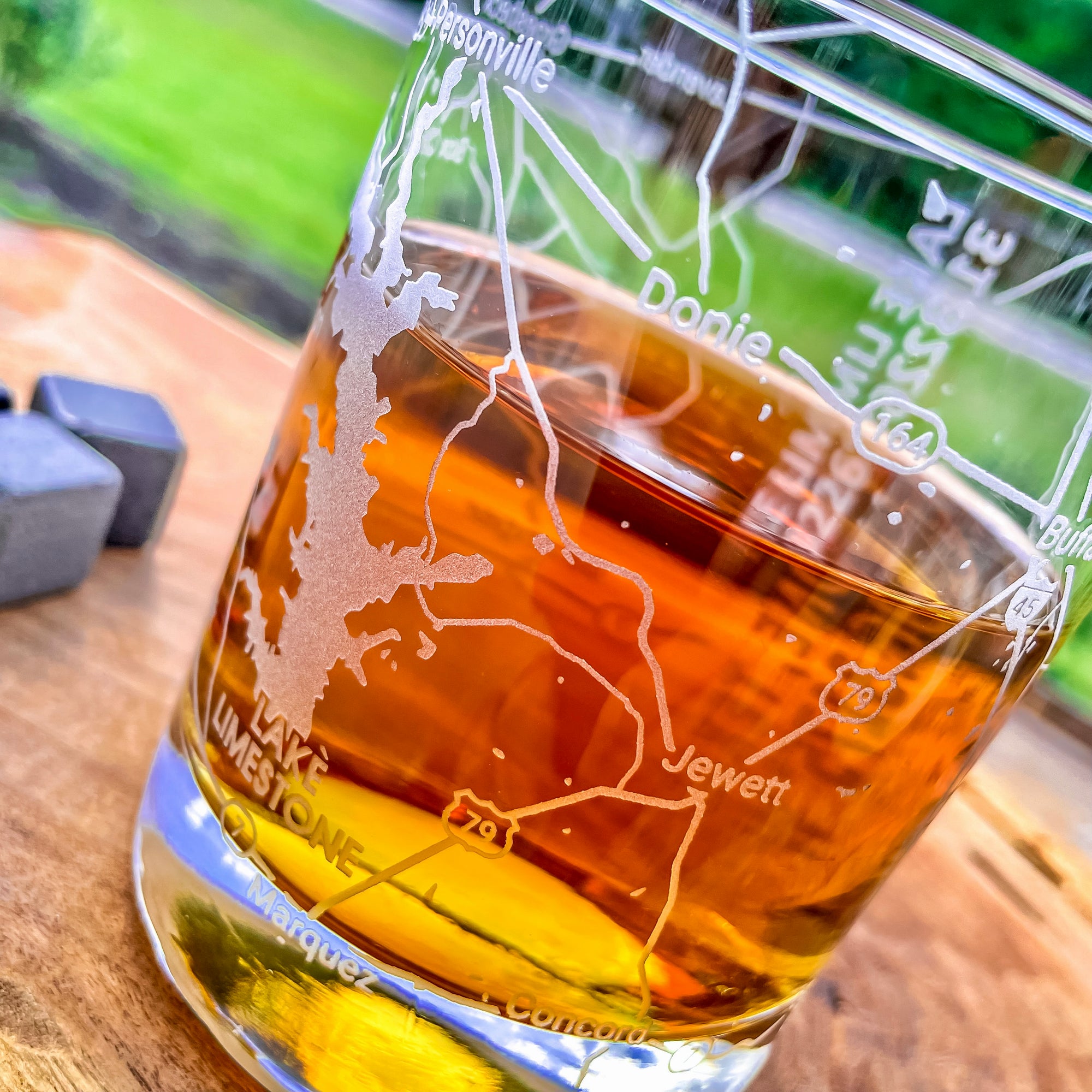 Manifest This Beer Can Glass With Lid And Straw – Whiskey Skies