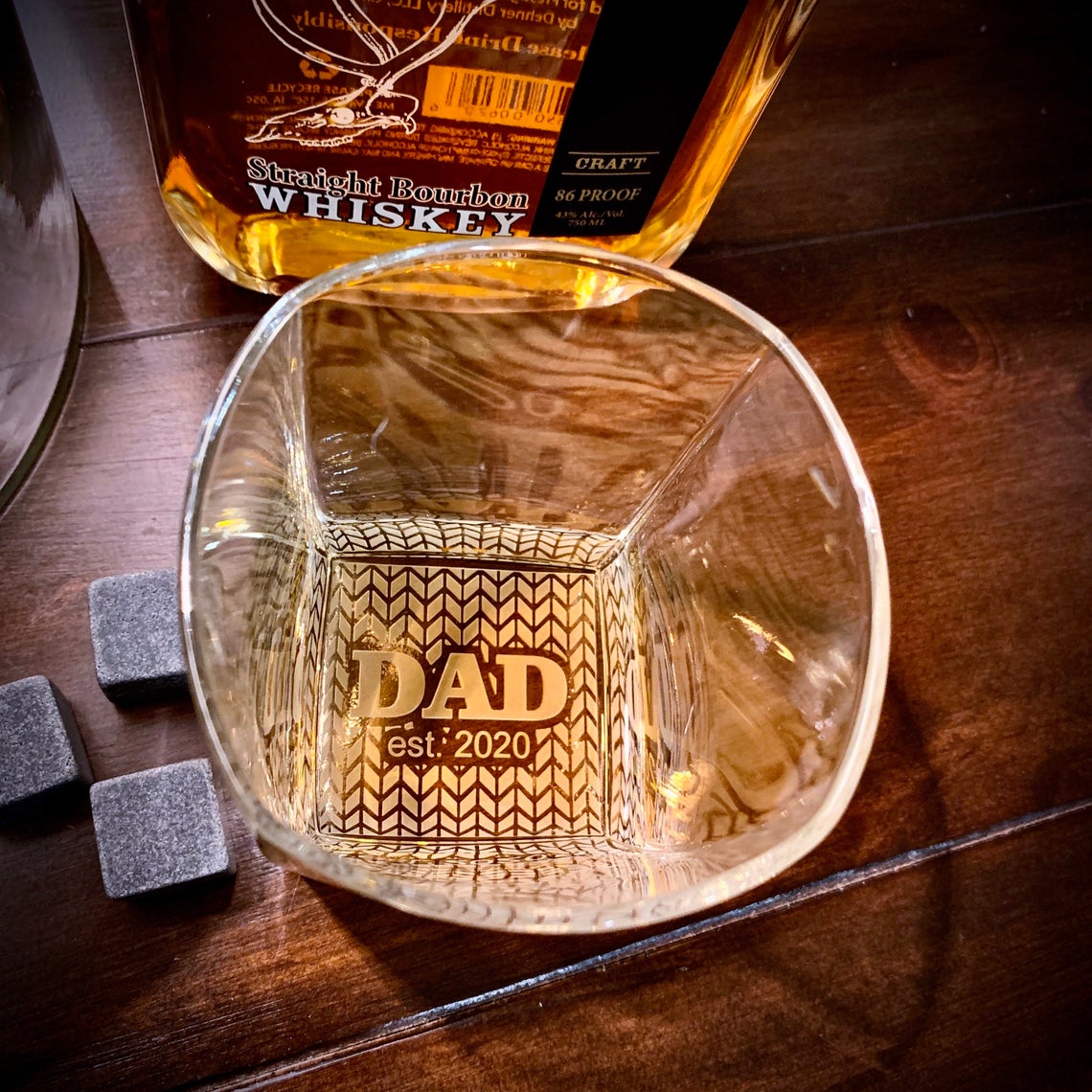 DAD EST. Date Whiskey Glass / Old Fashioned Whiskey Bourbon or Scotch (Tread Bottom Design) / Father's Day Gift / Valentine's Day Gift