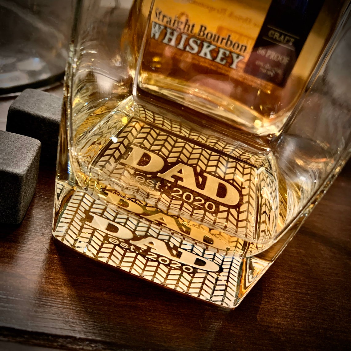 DAD EST. Date Whiskey Glass / Old Fashioned Whiskey Bourbon or Scotch (Tread Bottom Design) / Father's Day Gift / Valentine's Day Gift