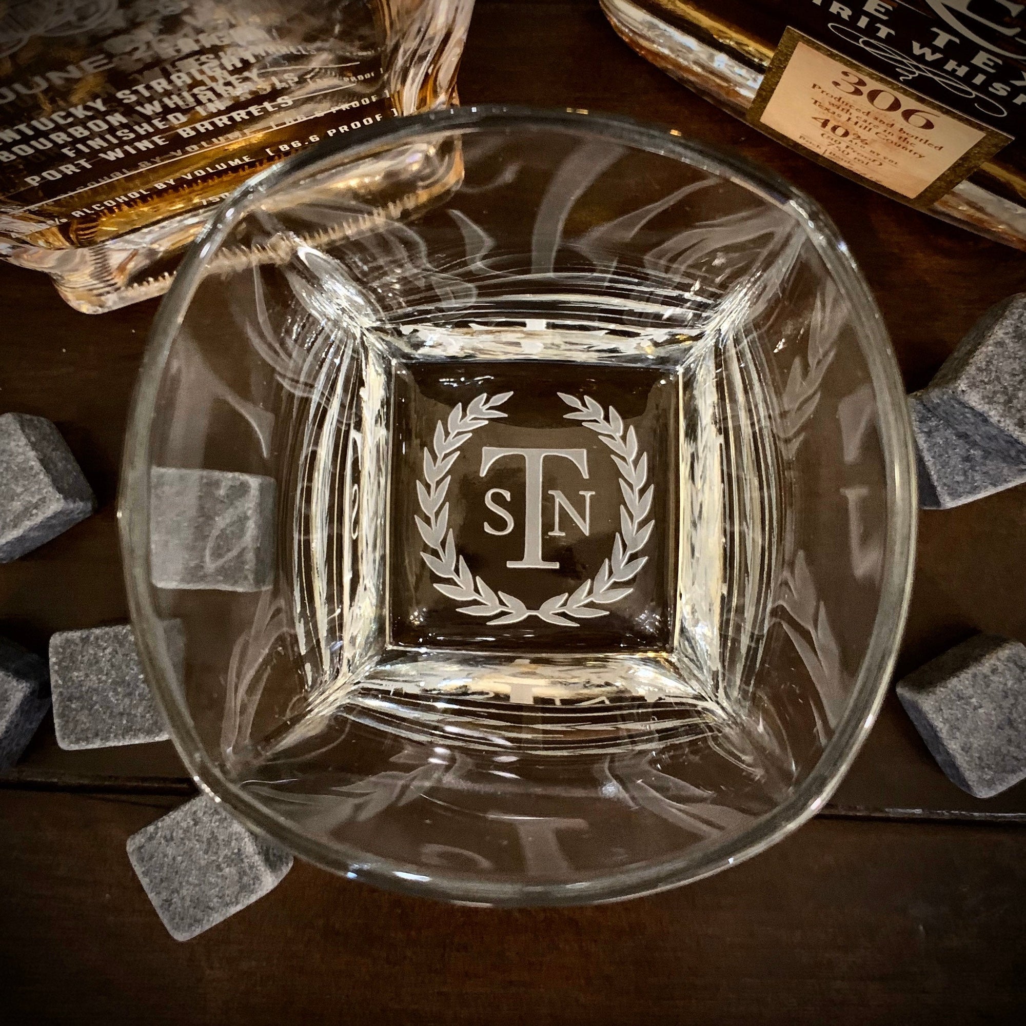 Square Oval Design Engraved Rocks Glass with your monogram. Whiskey Glass - Scotch  Glass - Cocktail Glass - SET OF TWO - Killorglin Creations