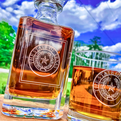 Texas State Seal Engraved Whiskey Decanter or Decanter Set    / Christmas Gift
